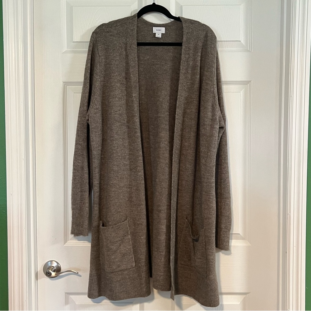 Old Navy Long Knitted Cardigan with Pockets